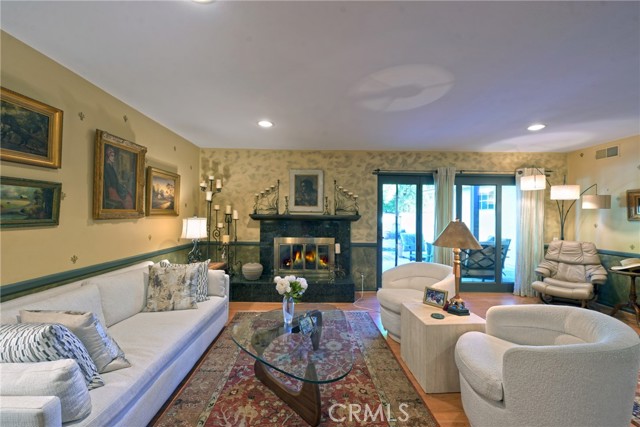 Detail Gallery Image 20 of 54 For 23421 Aetna St, Woodland Hills,  CA 91367 - 3 Beds | 2/1 Baths