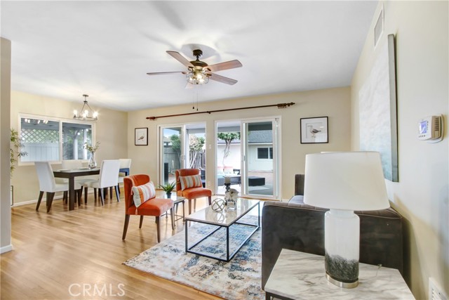 927 Alta Loma Drive, Corona CA: https://media.crmls.org/medias/b0be19c2-b924-476e-a093-1dc1b2e83ea3.jpg