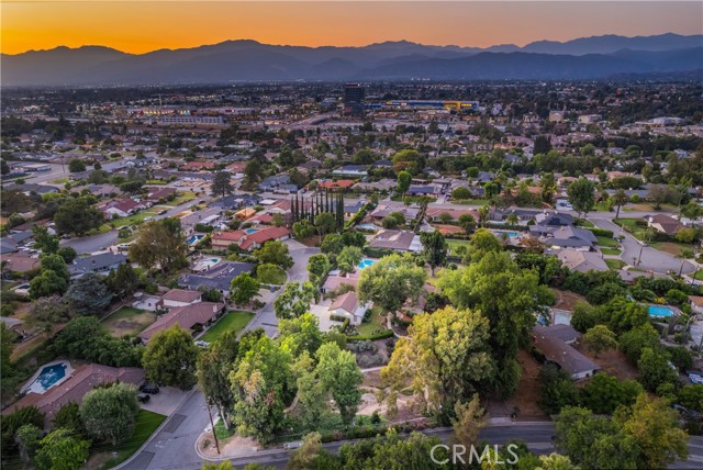 3131 E Cortez Street, West Covina CA: https://media.crmls.org/medias/b0be3a9d-41ff-4fe6-a3a2-792f2eda6b19.jpg