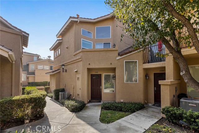 Detail Gallery Image 27 of 38 For 1102 S Positano, Anaheim Hills,  CA 92808 - 3 Beds | 3 Baths