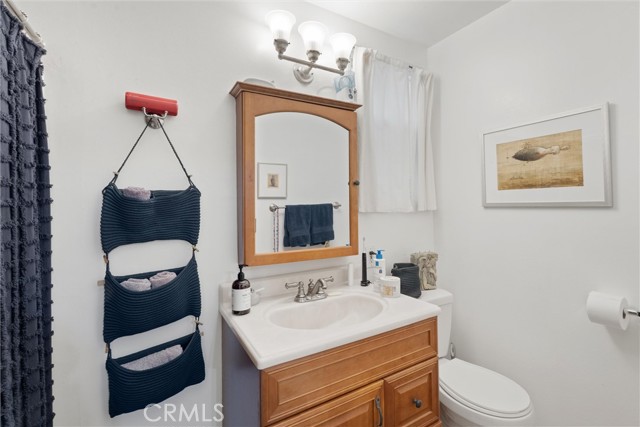 729 Longfellow Avenue, Hermosa Beach CA: https://media.crmls.org/medias/b0bf7d65-af9a-4042-b0ef-e25a1e06b97a.jpg