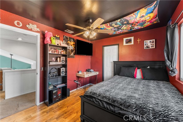 Detail Gallery Image 18 of 34 For 44200 Gillan Ave, Lancaster,  CA 93535 - 4 Beds | 3 Baths