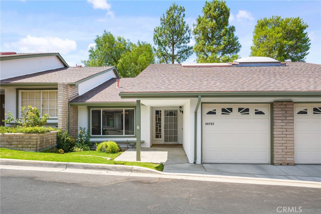 26725 Oak Garden Court
