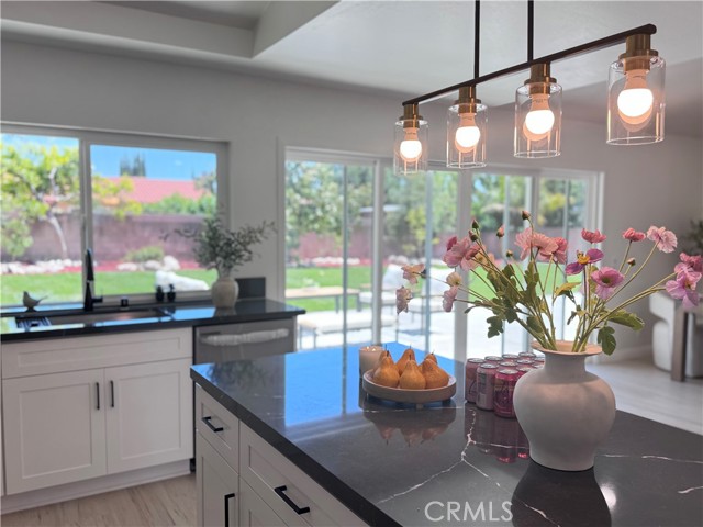 Detail Gallery Image 11 of 27 For 2610 King Way, Claremont,  CA 91711 - 3 Beds | 2 Baths