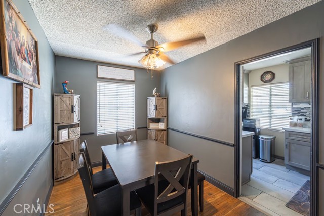6933 Delta Avenue, Long Beach CA: https://media.crmls.org/medias/b0c156d7-98ba-4597-8c24-616055fab264.jpg