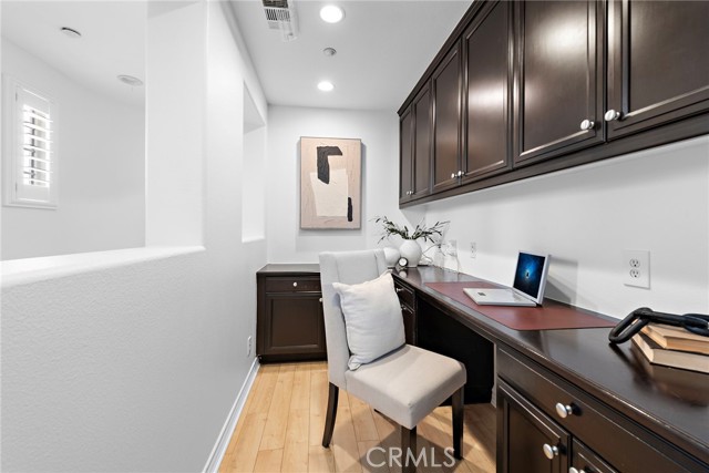 7988 Aldea Circle, Huntington Beach CA: https://media.crmls.org/medias/b0c17011-9d33-41c5-9cab-95c4e559594e.jpg