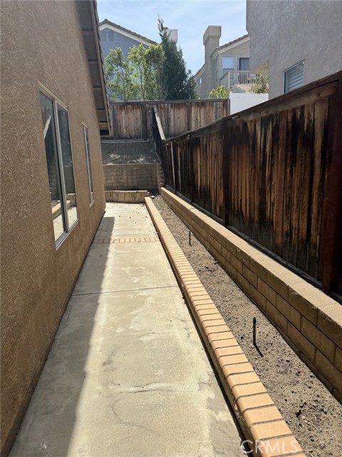 Detail Gallery Image 23 of 26 For 9195 Desert Acacia, Corona,  CA 92883 - 3 Beds | 2 Baths