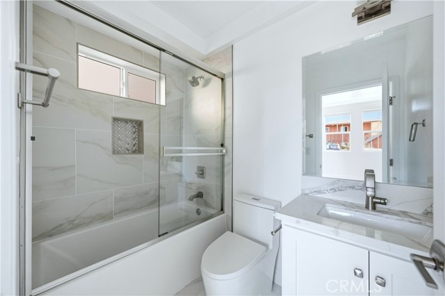 Detail Gallery Image 38 of 57 For 10538 La Reina, Downey,  CA 90241 - – Beds | – Baths