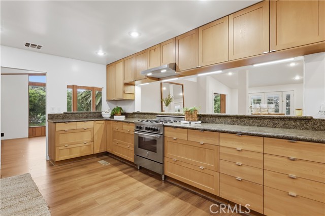 Detail Gallery Image 18 of 66 For 2275 W 25th #242,  San Pedro,  CA 90732 - 2 Beds | 2 Baths