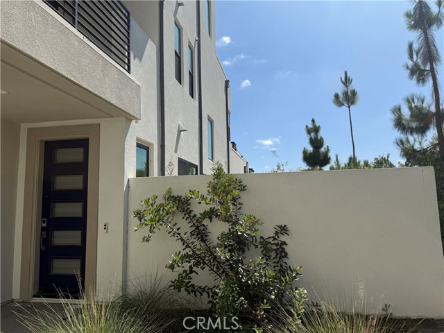 257 Novel, Irvine CA: https://media.crmls.org/medias/b0c22f90-d8b5-4c31-802a-94c5d581a922.jpg