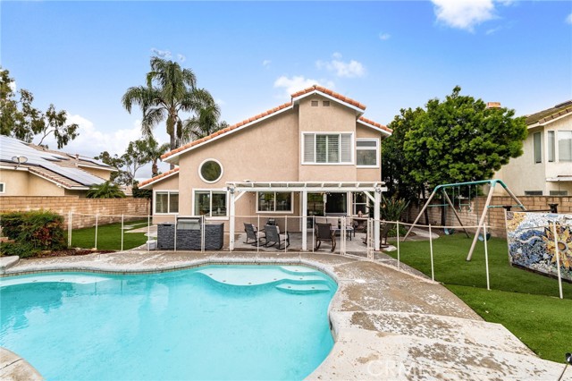 Image 39 of 54 For 16727 Lake Knoll