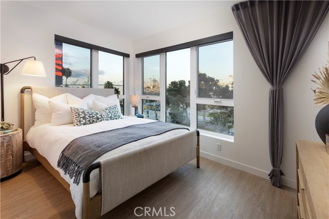 511 S Harbor, San Pedro CA: https://media.crmls.org/medias/b0c3021d-12fe-4f06-ab5c-bf94af7539e8.jpg
