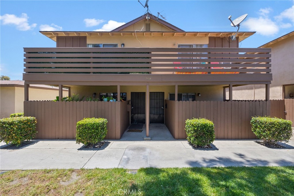 2134 S Acama Street, Anaheim, CA 92802