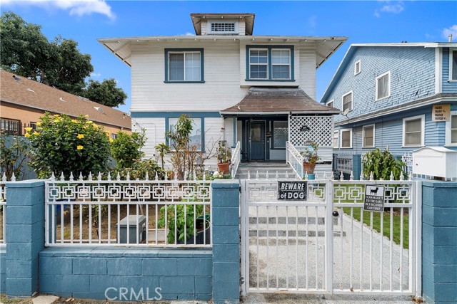 1665 Arlington Avenue, Los Angeles CA: https://media.crmls.org/medias/b0c3877e-3be0-4845-bfb0-cd481ea9792f.jpg