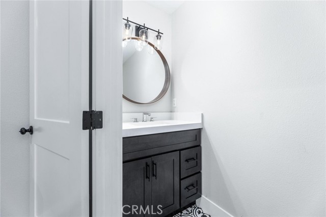 Detail Gallery Image 47 of 59 For 1707 10th St, Manhattan Beach,  CA 90266 - 4 Beds | 2/2 Baths