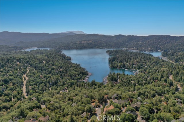 Detail Gallery Image 31 of 33 For 1127 Yukon Dr, Lake Arrowhead,  CA 92352 - 4 Beds | 2 Baths