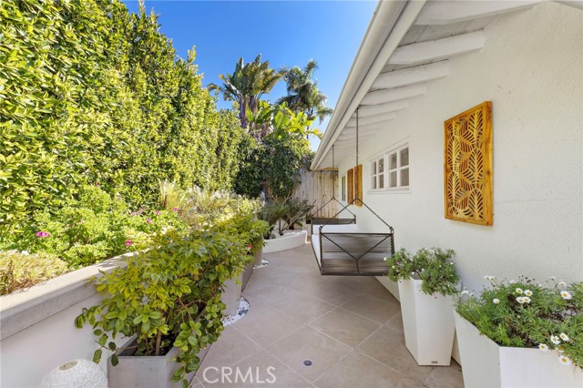 Detail Gallery Image 29 of 39 For 433 Seaward Rd, Corona Del Mar,  CA 92625 - 3 Beds | 3 Baths