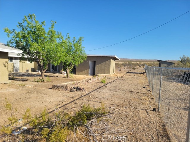 Detail Gallery Image 7 of 19 For 2340 Armory Rd, Barstow,  CA 92311 - 3 Beds | 1 Baths