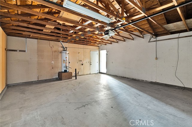 13106 Hollyberry, Victorville CA: https://media.crmls.org/medias/b0c6074c-feba-4606-b2c4-bc63b024221f.jpg