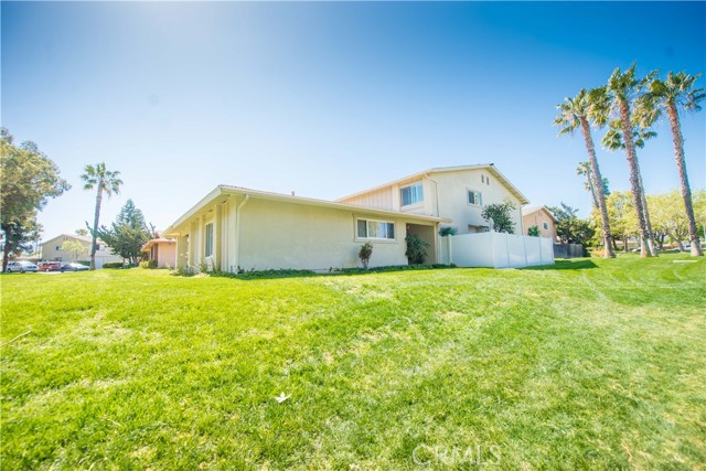 1309 Via Santiago #C, Corona, CA 92882