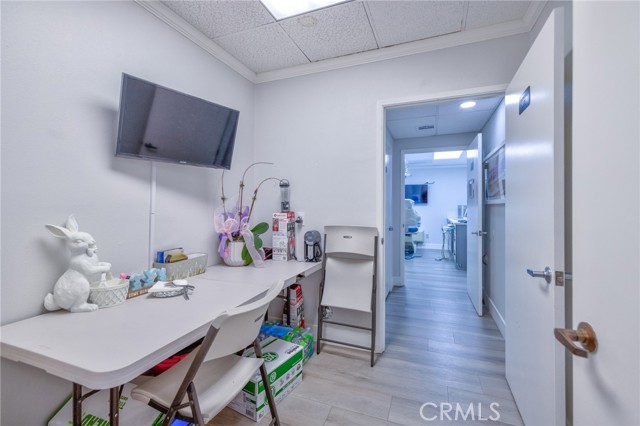 Image 15 of 52 For 16336 Whittier