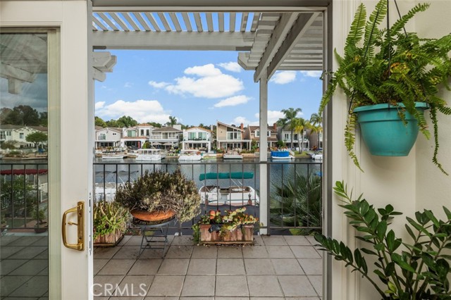 21778 Tahoe Lane, Lake Forest CA: https://media.crmls.org/medias/b0c76aae-3c49-4b76-9ec2-2eb6ed19c783.jpg