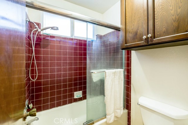 205 Lucia Avenue, Redondo Beach, California 90277, 7 Bedrooms Bedrooms, ,3 BathroomsBathrooms,Residential,Sold,Lucia,SB17052115