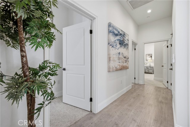 Detail Gallery Image 13 of 22 For 168 S Sierra Madre Blvd. #301,  Pasadena,  CA 91107 - 3 Beds | 2 Baths
