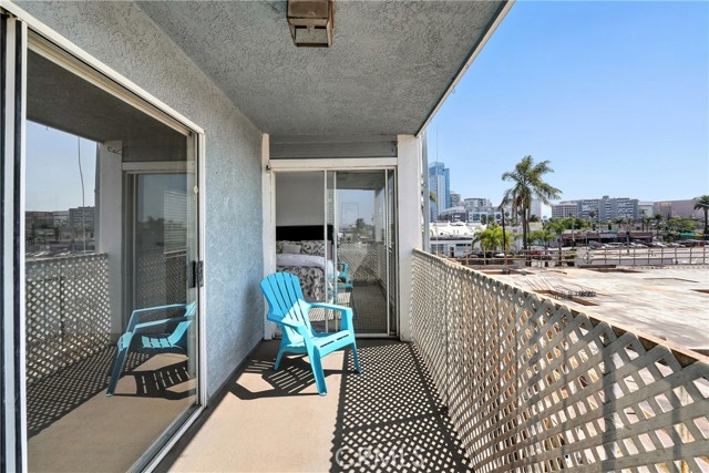 Detail Gallery Image 26 of 46 For 955 E 3rd St #304,  Long Beach,  CA 90802 - 2 Beds | 1 Baths