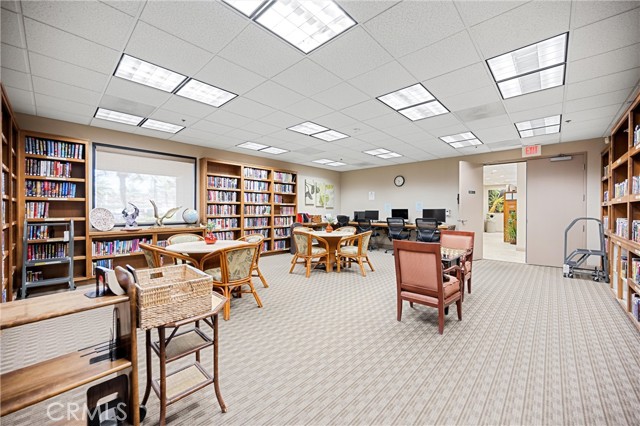 28216 Meadowsweet Drive, Menifee CA: https://media.crmls.org/medias/b0c98917-73b7-4a78-9a63-82ab7869f1e6.jpg