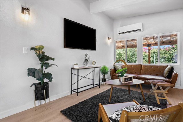 Detail Gallery Image 11 of 45 For 1864 S Hamilton Bld, Pomona,  CA 91766 - 3 Beds | 1 Baths