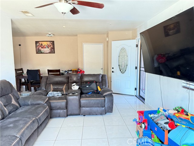 Detail Gallery Image 11 of 19 For 278 Gable Dr., Orland,  CA 95963 - 4 Beds | 2 Baths