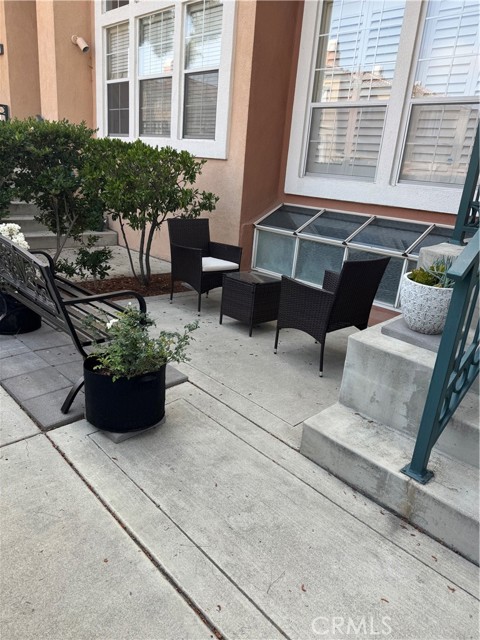 5 Arese Aisle, Irvine CA: https://media.crmls.org/medias/b0cbead7-c02d-440a-92ef-643e4003c01d.jpg