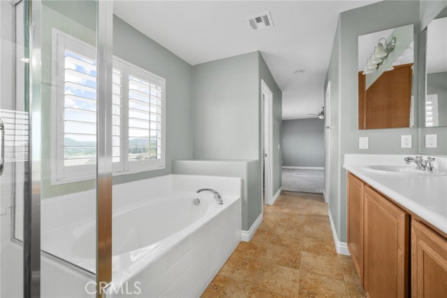 22977 Delca Lane, Wildomar CA: https://media.crmls.org/medias/b0ccd939-7a89-49b2-9e14-f6fe9a1bf1d2.jpg