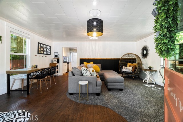 479 E 9th Street, Chico CA: https://media.crmls.org/medias/b0cd2ace-f28d-4de4-8e5a-c5a4bbe35e53.jpg