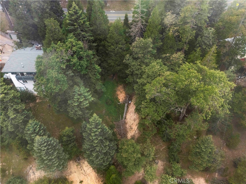 https://media.crmls.org/medias/b0cdfe9d-93ba-4589-b78d-b322ced71935.jpg?preset=X-Large