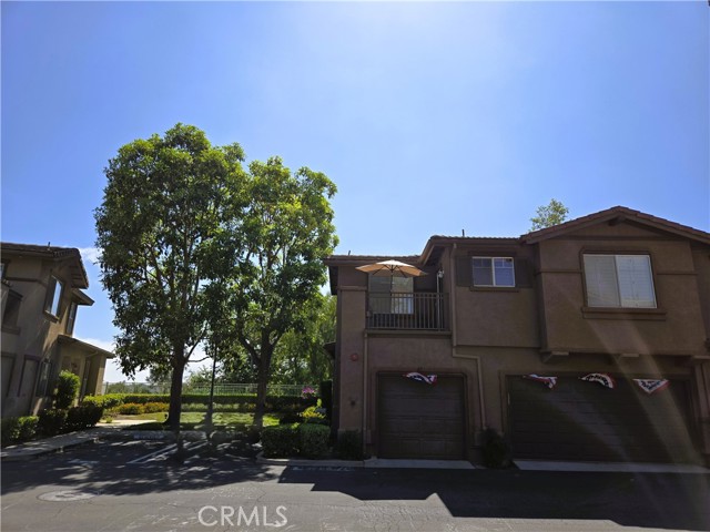 47 Red Bud, Aliso Viejo CA: https://media.crmls.org/medias/b0ce3c47-fad8-4642-ac0a-16468223f135.jpg