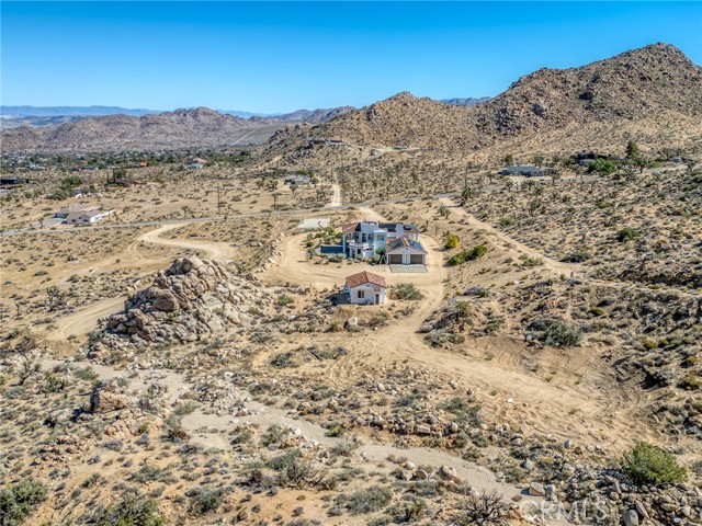 Detail Gallery Image 53 of 58 For 8022 Wesley, Joshua Tree,  CA 92252 - 5 Beds | 4/1 Baths