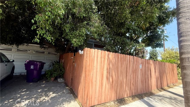1518 E Luray Street, Long Beach CA: https://media.crmls.org/medias/b0ce673f-5501-42c2-8e90-57c03f4e5826.jpg