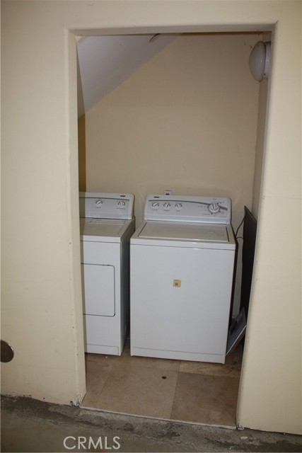 423 19th Street, Manhattan Beach CA: https://media.crmls.org/medias/b0ceb4ea-782a-4f1a-b1c2-ce156b0e58d3.jpg