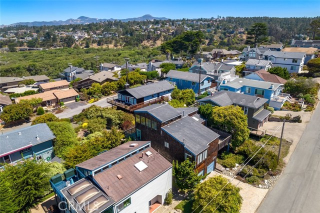 373 Bristol Street, Cambria CA: https://media.crmls.org/medias/b0cf94ab-9224-4a3b-8f74-167c5240566b.jpg