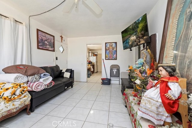 Image 6 of 33 For 6336 Jones Avenue
