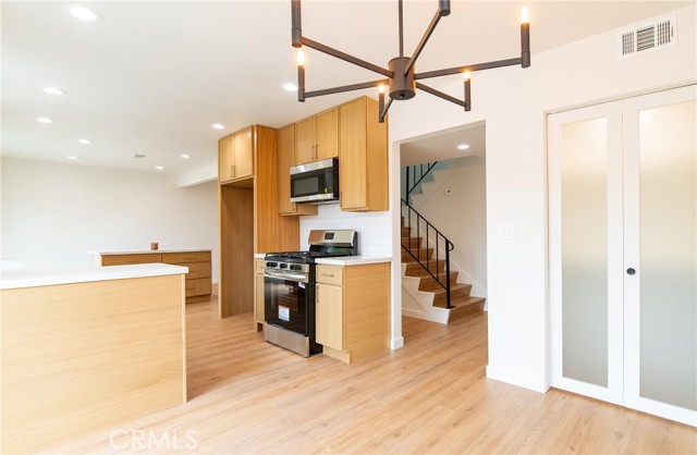 5808 Adele Avenue, Whittier CA: https://media.crmls.org/medias/b0d036d8-8c22-4be1-bd12-9b3e0670aab9.jpg