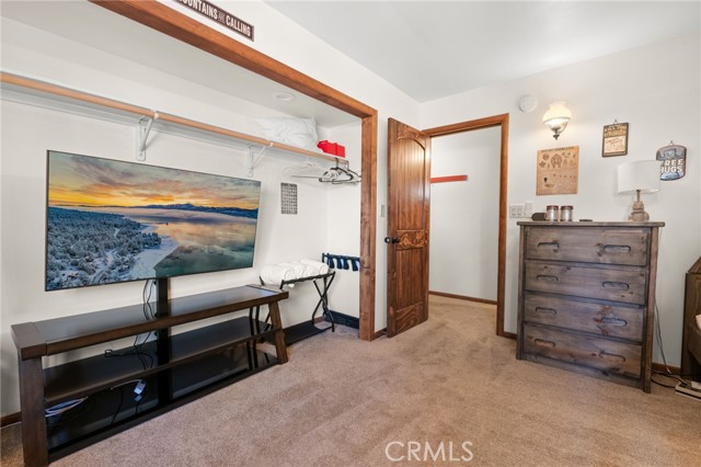 Detail Gallery Image 13 of 41 For 43178 Sheephorn Rd, Big Bear Lake,  CA 92315 - 3 Beds | 2 Baths