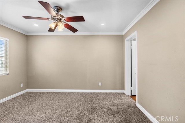 19539 Laroda, Saugus CA: https://media.crmls.org/medias/b0d0ac4e-d5b0-4d4f-a72c-2a7d778ddd9e.jpg