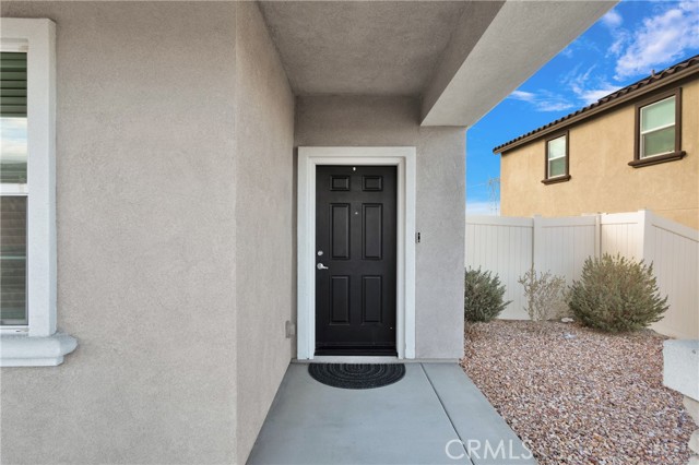 Detail Gallery Image 4 of 37 For 16874 Desert Willow St, Victorville,  CA 92394 - 4 Beds | 2 Baths