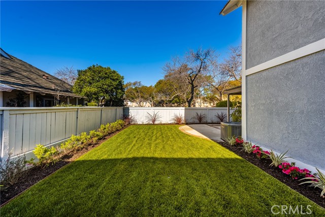 11 Thunder Trail, Irvine CA: https://media.crmls.org/medias/b0d14de5-0796-4b76-b730-97b25d8fa754.jpg