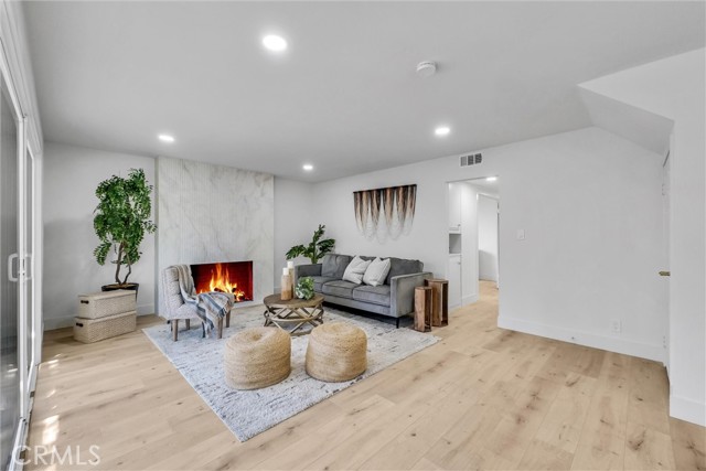 Image 24 of 45 For 3126 Rita Way