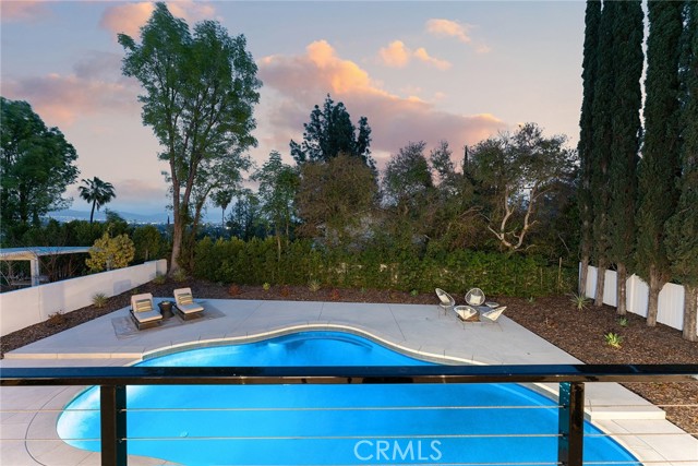 Detail Gallery Image 23 of 57 For 5630 Blanco Ave, Woodland Hills,  CA 91367 - 4 Beds | 4/1 Baths