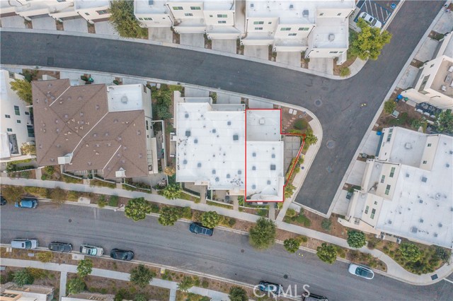 177 Frame, Irvine CA: https://media.crmls.org/medias/b0d277c0-ab0e-4427-b044-366c060e73ea.jpg